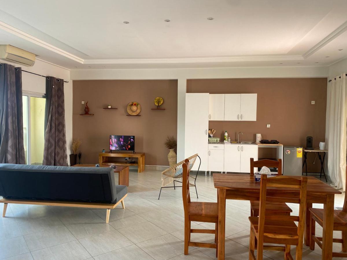 L'Oasis Guesthouse Cotonou Eksteriør billede