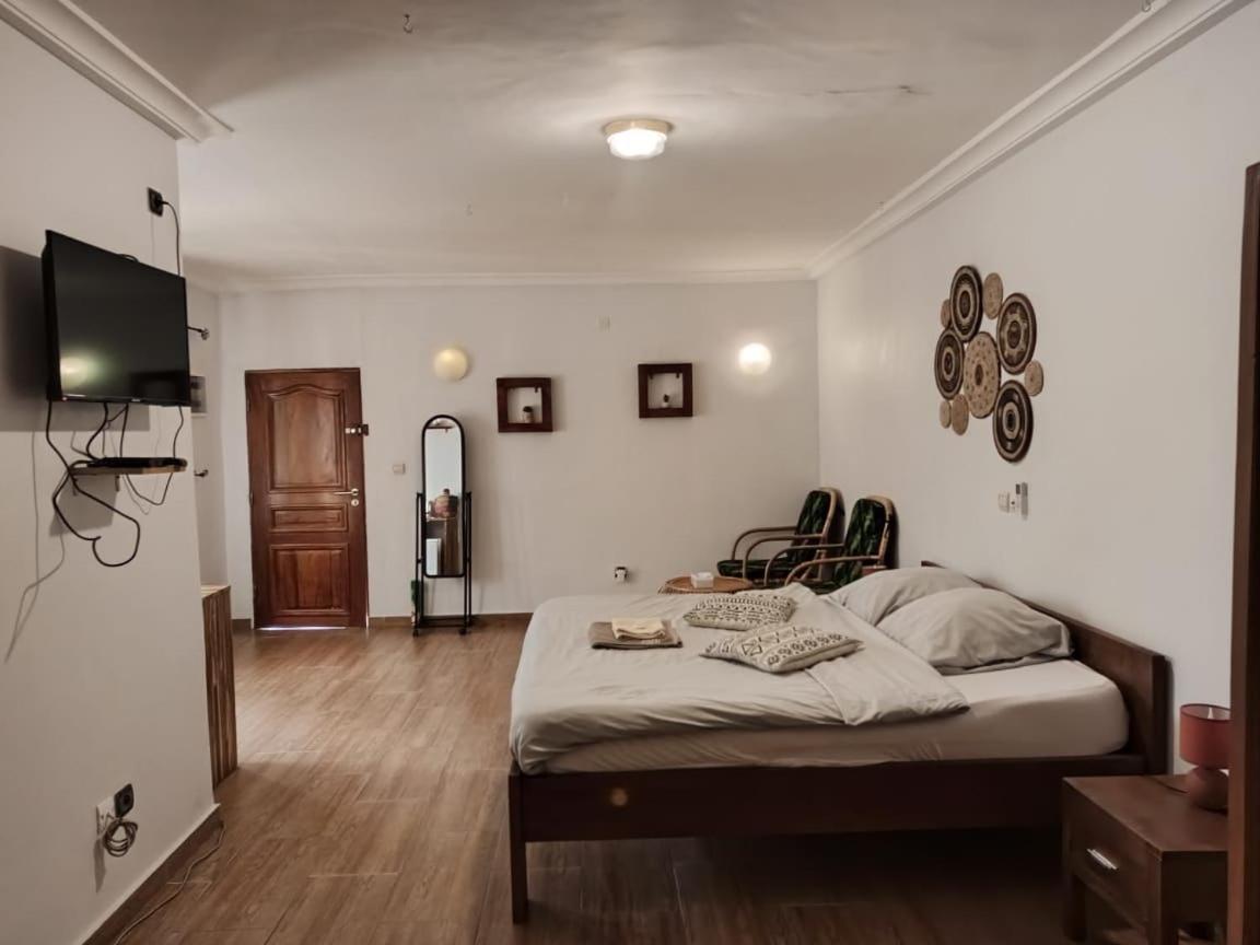 L'Oasis Guesthouse Cotonou Eksteriør billede