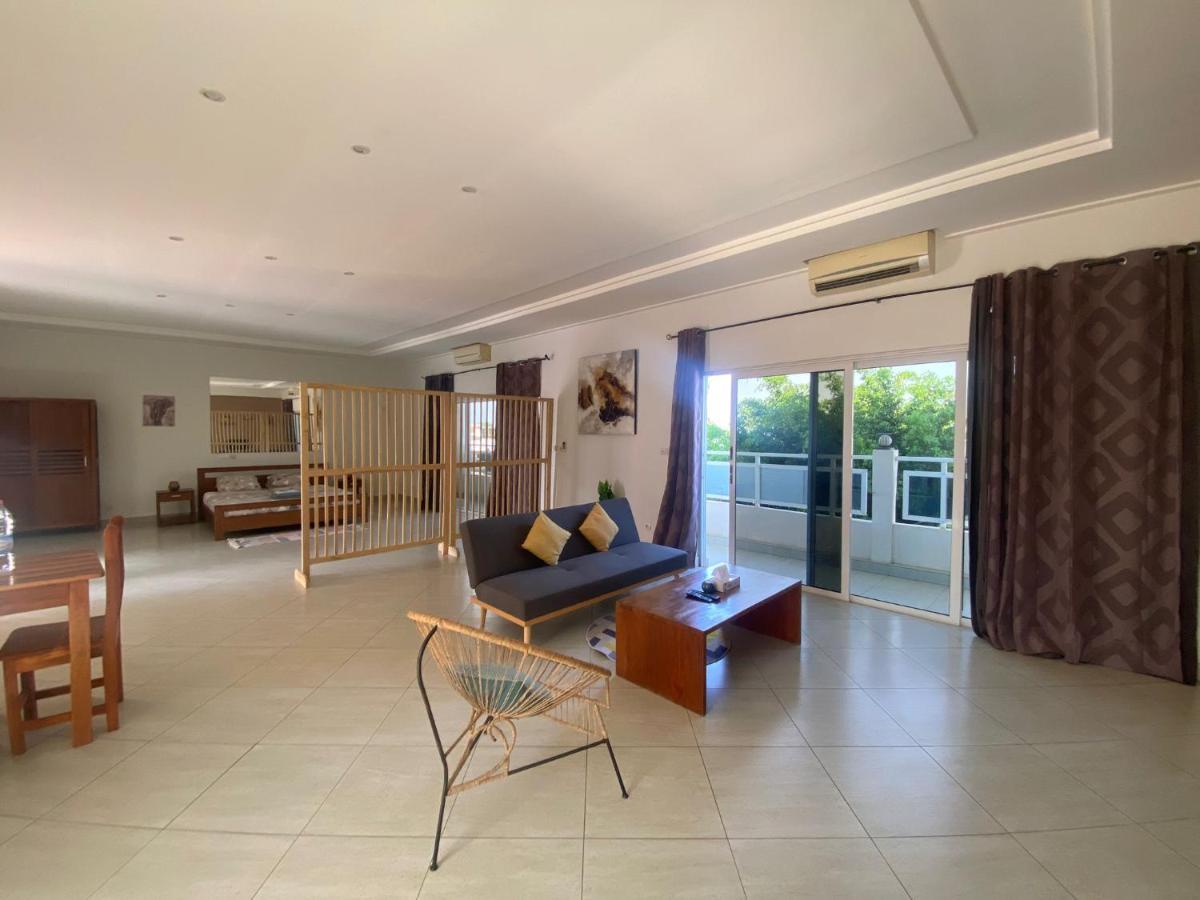 L'Oasis Guesthouse Cotonou Eksteriør billede