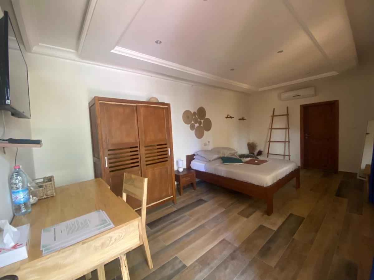 L'Oasis Guesthouse Cotonou Eksteriør billede