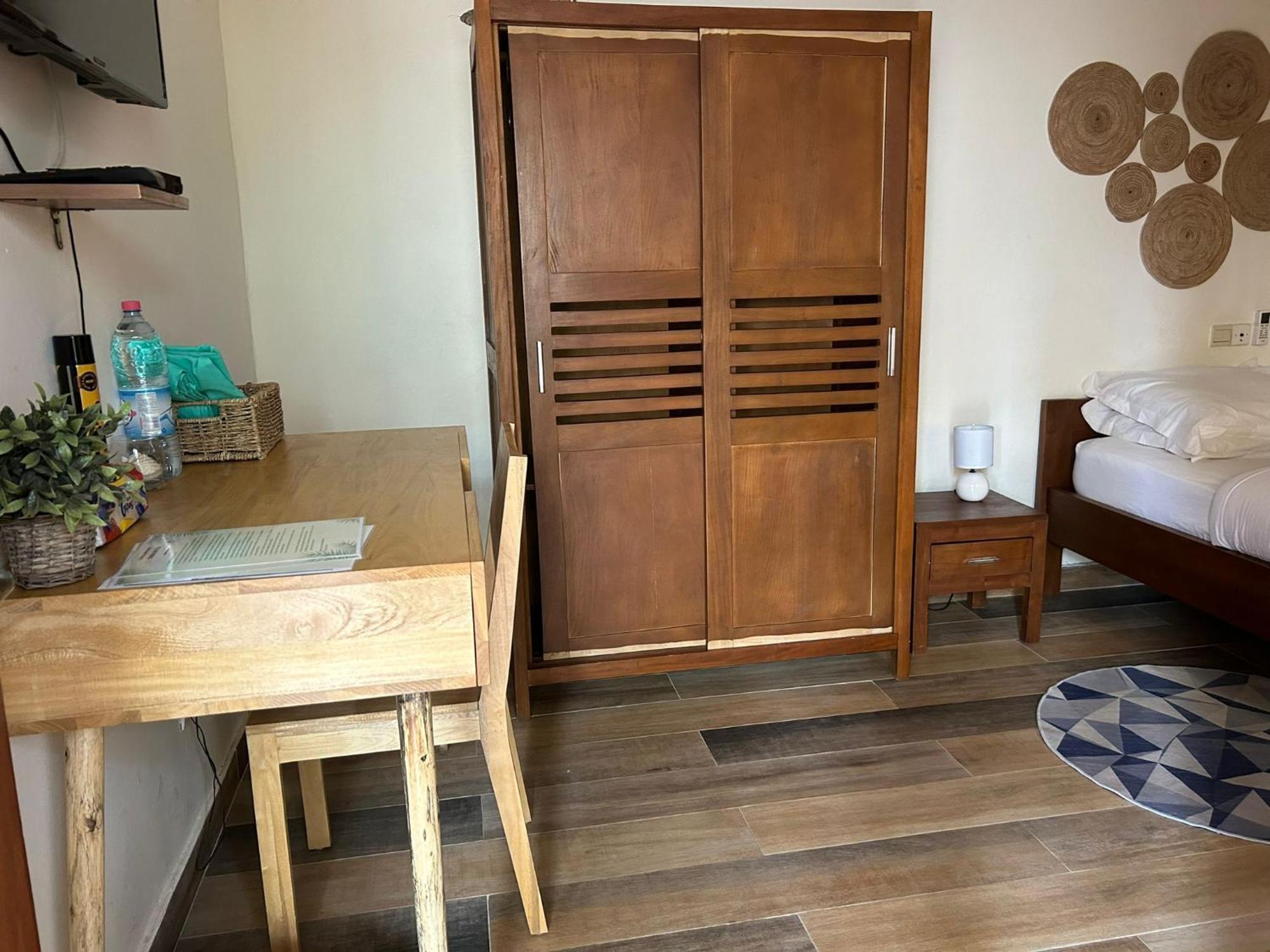 L'Oasis Guesthouse Cotonou Eksteriør billede