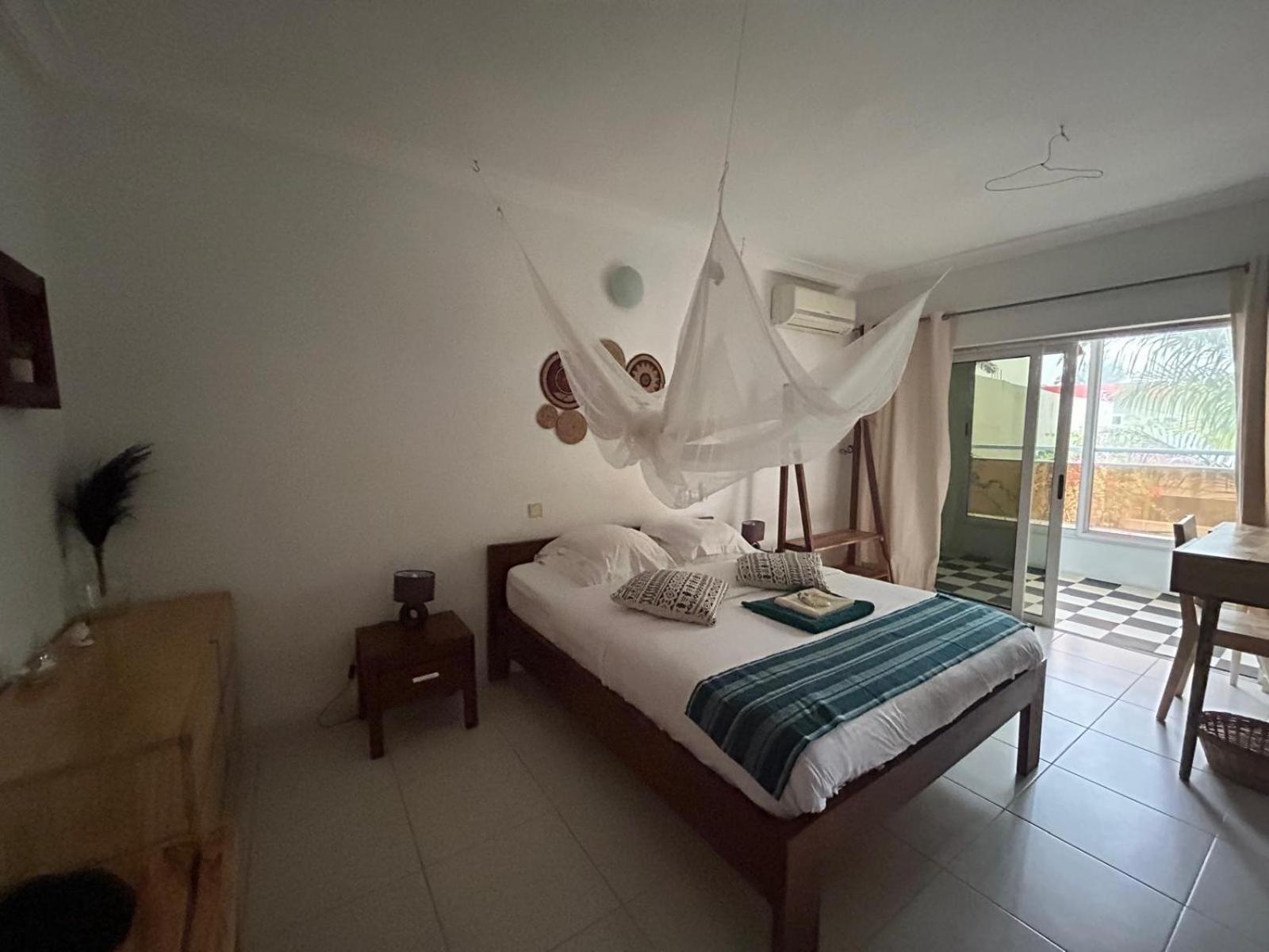 L'Oasis Guesthouse Cotonou Eksteriør billede