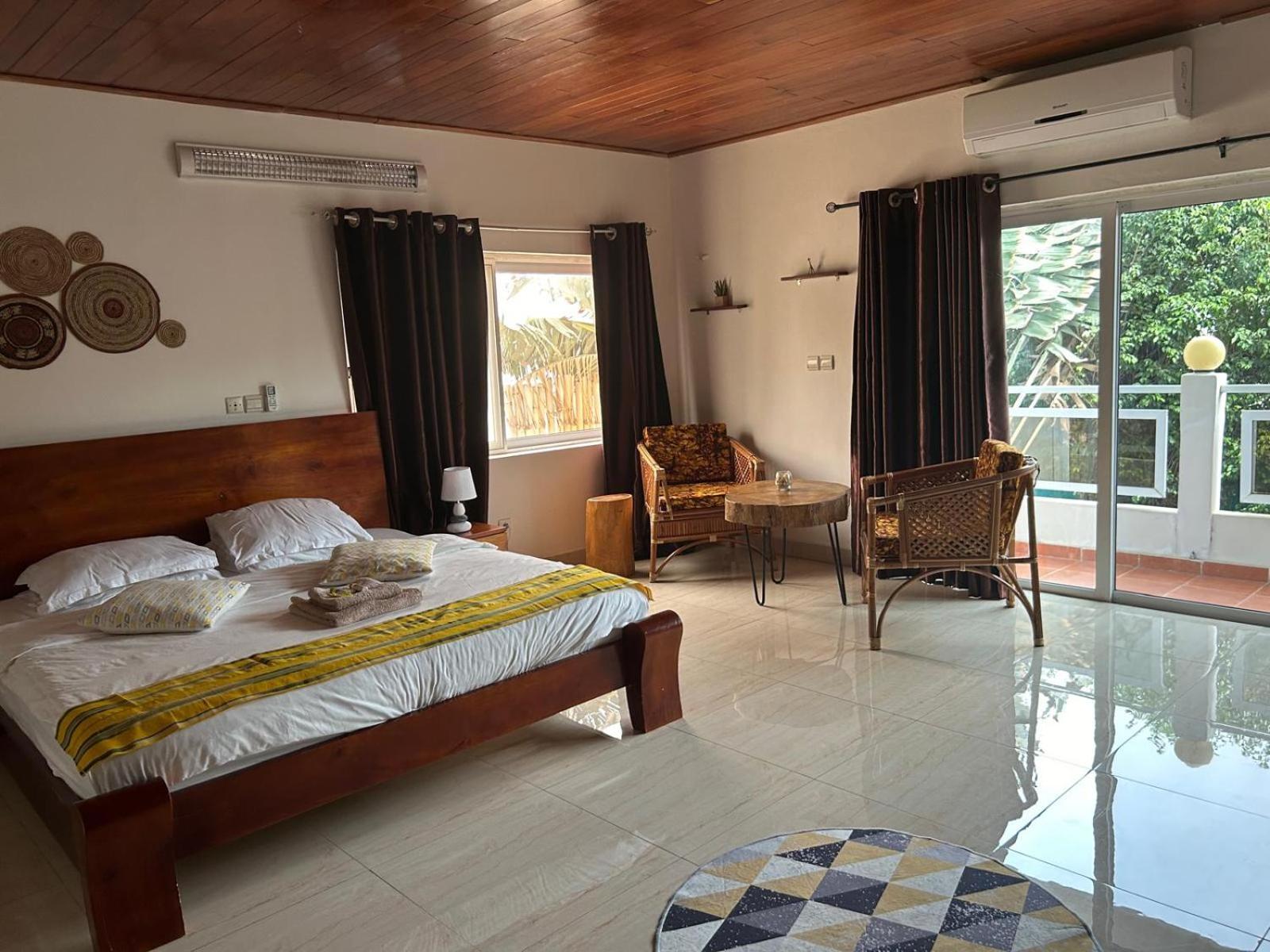 L'Oasis Guesthouse Cotonou Eksteriør billede