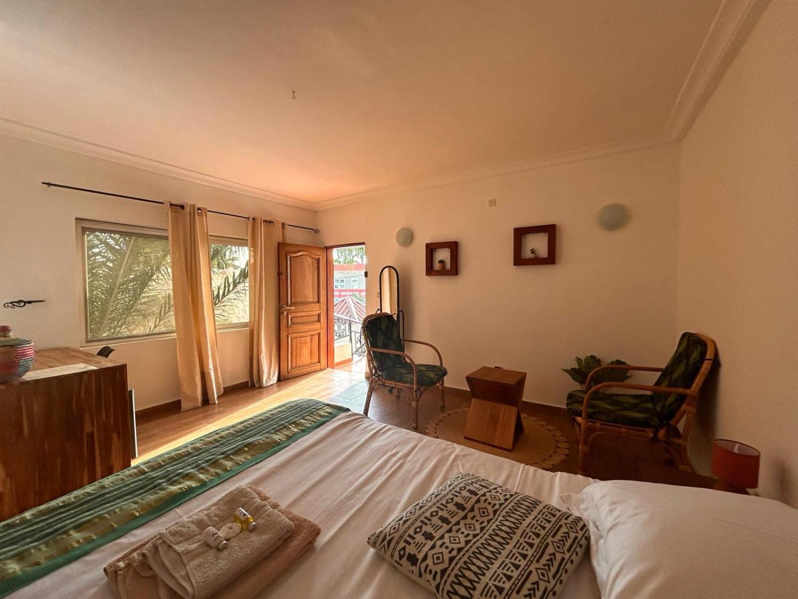 L'Oasis Guesthouse Cotonou Eksteriør billede